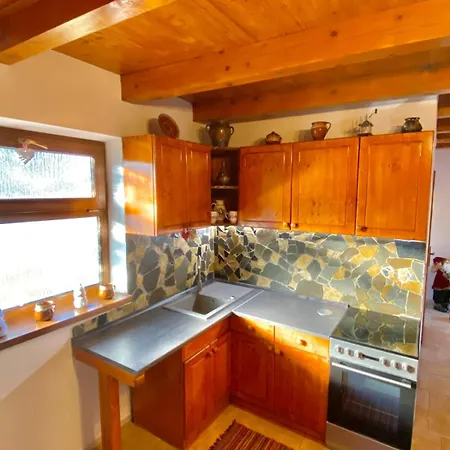 Traditional Garden House In Liptov Tatil Evi *