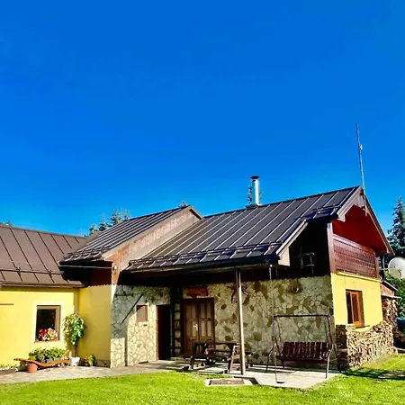 Traditional Garden House In Liptov Feriehus Liptovský Hrádok