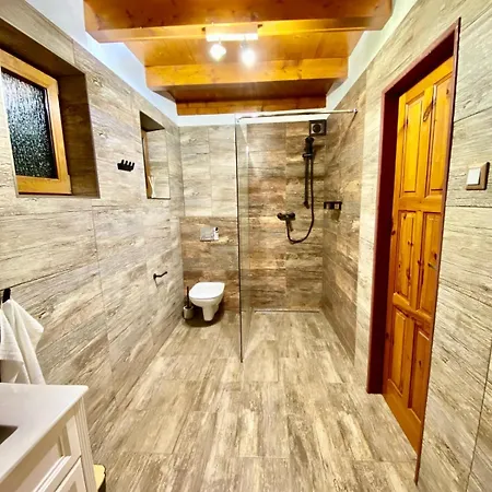 Nyaraló Traditional Garden House In Liptov